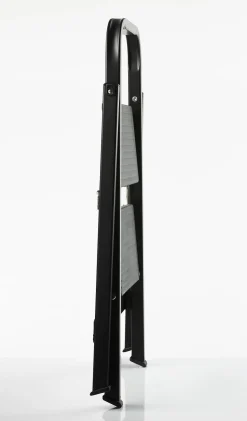 Altrex Huishoudtrap Giant Total Black 2-Treeds|Brico Outlet