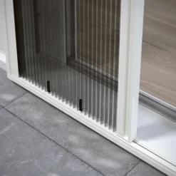 Brico Vliegendeuren-Cando Hordeur Comfort - Plisse Hordeur - Wit Profiel - Grijs Gaas - 100X209Cm