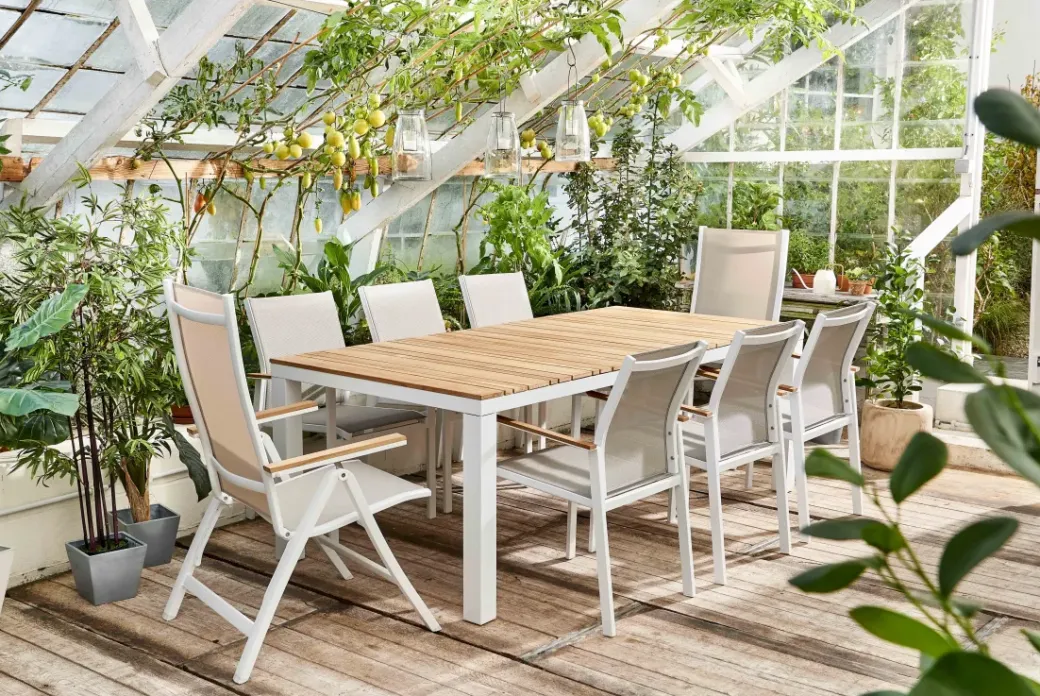 Brico Tuinstoelen-Central Park Tuinstoel Bonifacio Stapelbaar Aluminium/Textileen Taupe