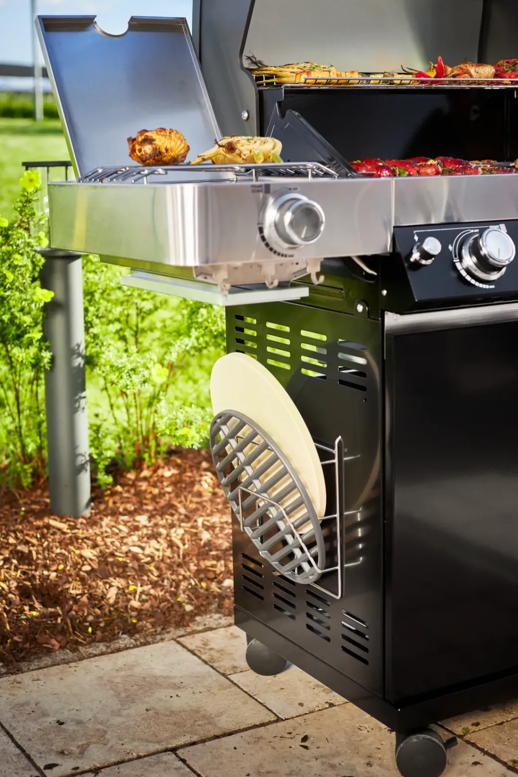 Brico Gasbarbecue-Rosle Gasbarbecue Videro G4-S Vario 30Mbar 81,5X65,5X65,5Cm