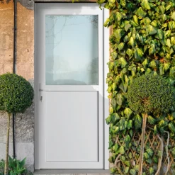 Brico Voordeuren-Solid Buitendeur Esterno E01 1/2 Beglaasd Wit Links 98X218Cm